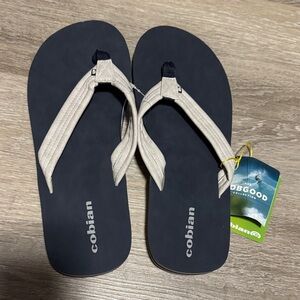 🆕 Cobian Dark Grey and Cream Slippers Size 12